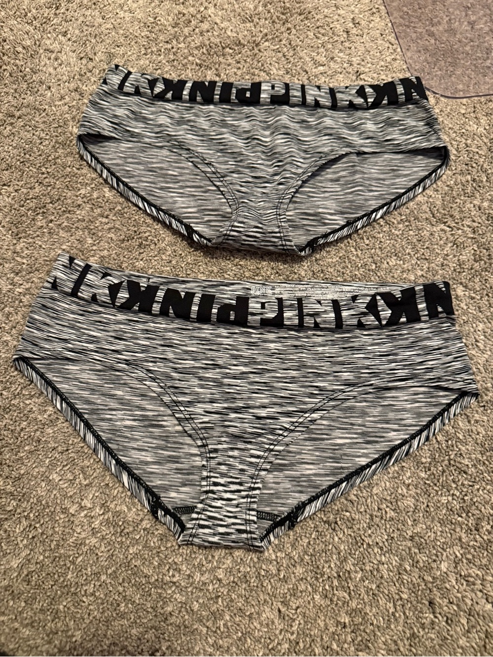 Set of 2 vs pink undies large